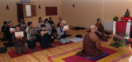 20070925221246-azz016.jpg